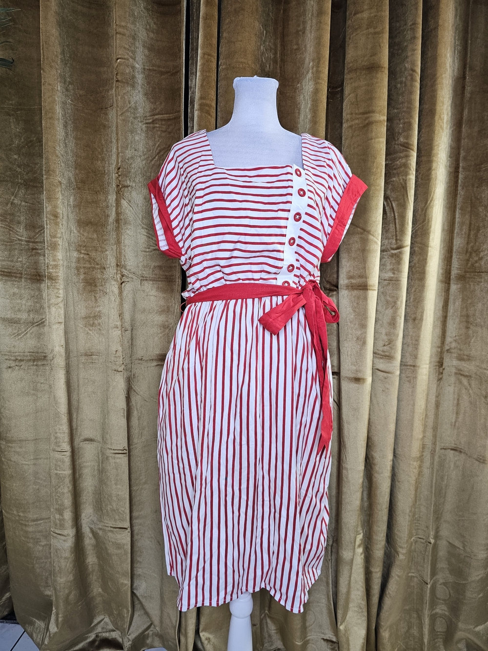 Hell Bunny BNWT Women's Red and White Striped Belted Dress